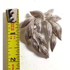 Vintage Signed Trifari Silver-Toned Brooch Pin 1  1/2 inches late 50s-60s